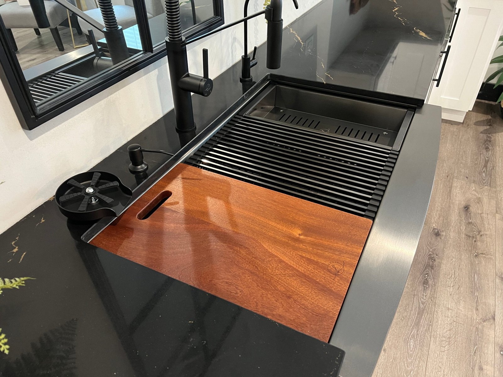 Pull Down Kitchen Faucet